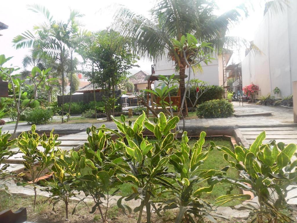 Melati Resort & Hotel Kuta  ภายนอก รูปภาพ